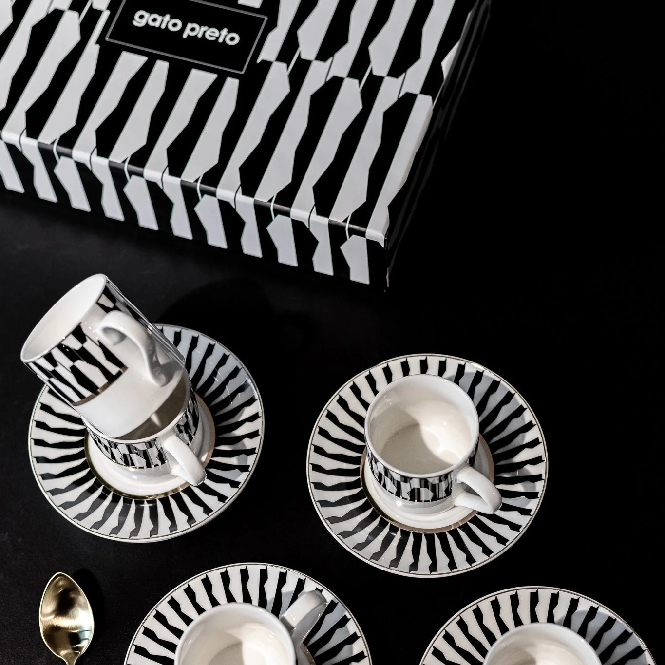 Conjunto de 6 Chávenas de Café BLACK CAT - Image 3