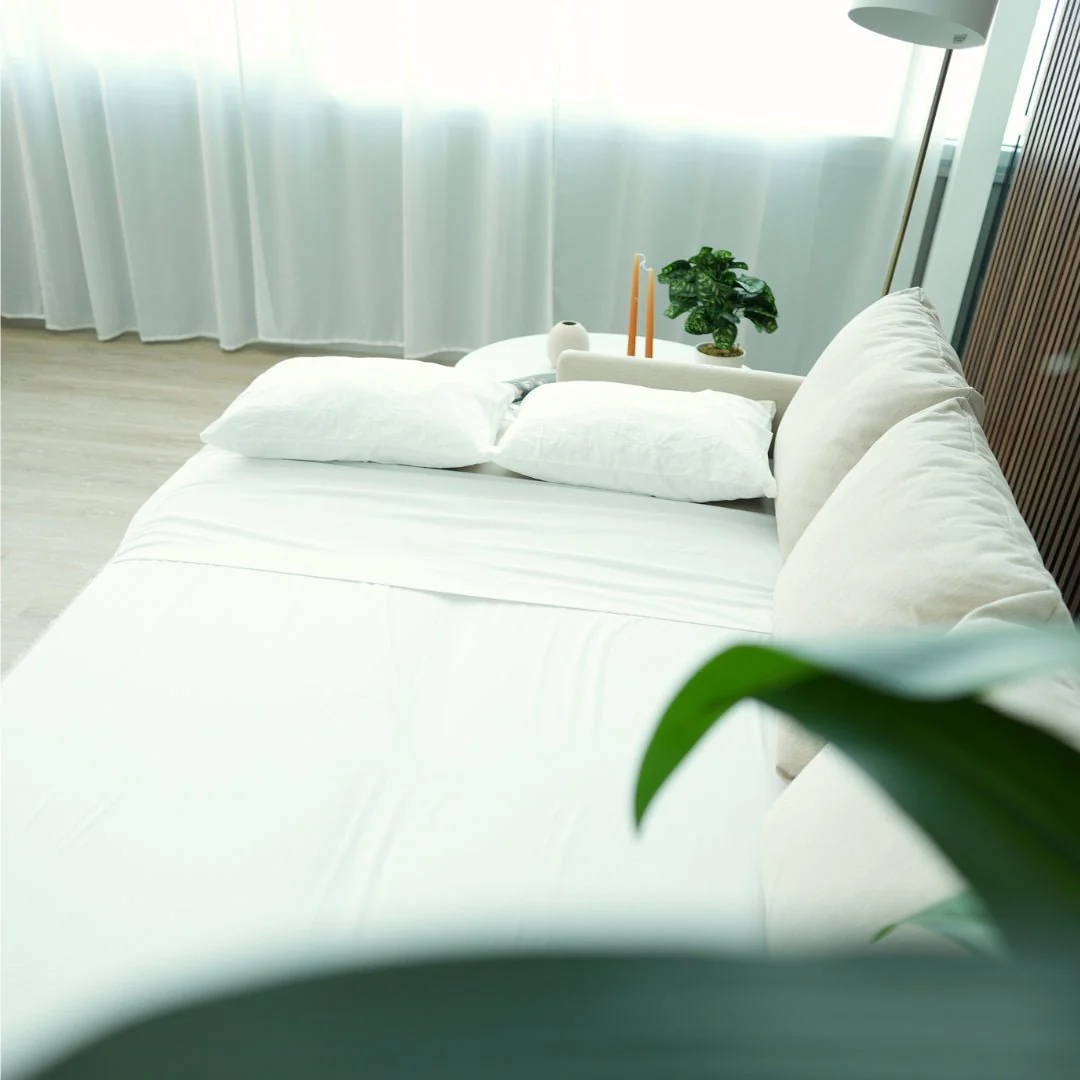 Sofá cama com chaise longue e arrumação bege ELORDI - Image 12